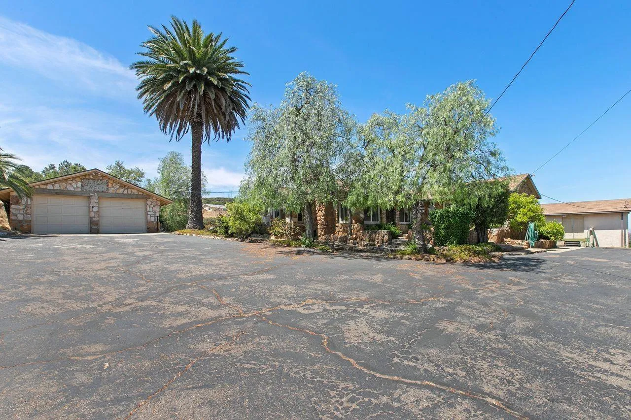 1410 Casa De Roca Way Alpine, CA 91901 - Photo 18 of 34 Gallery Image 18