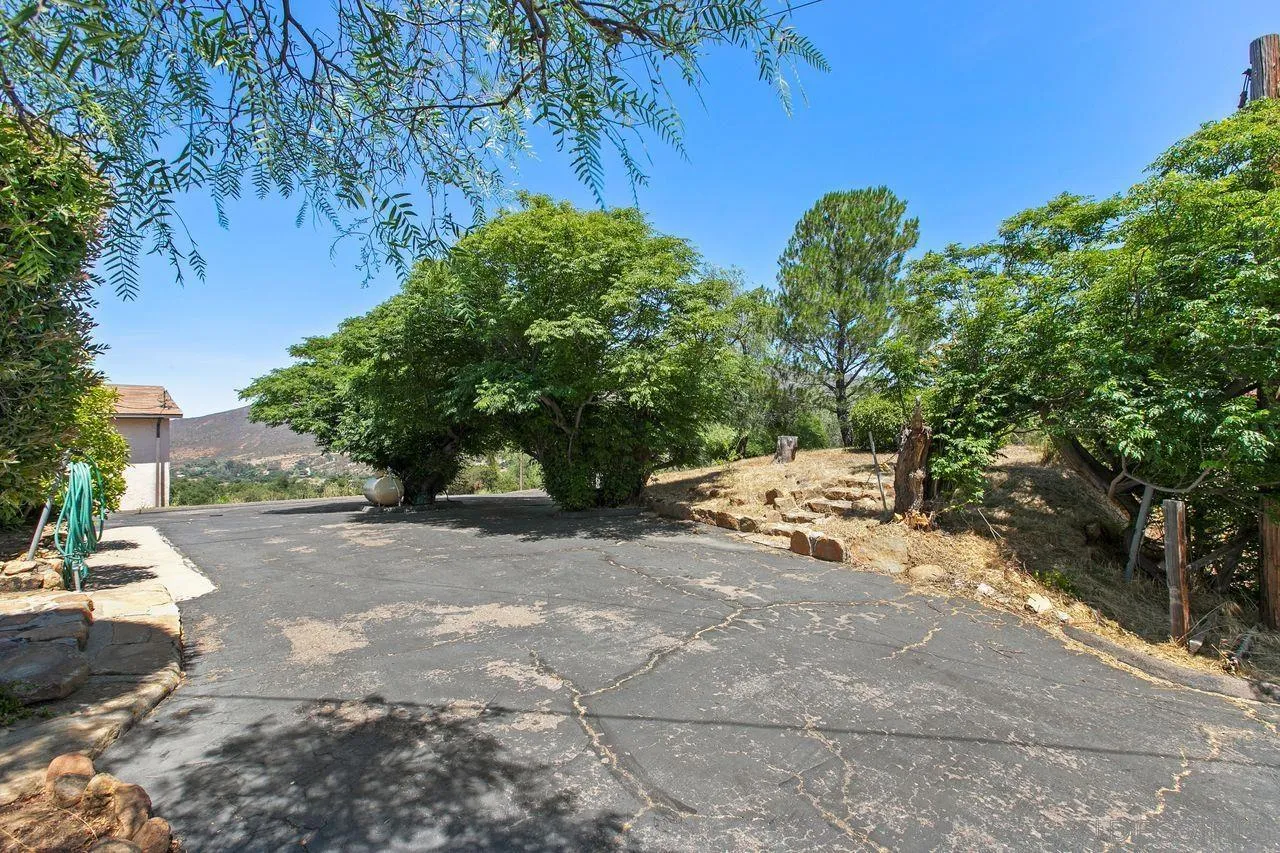 1410 Casa De Roca Way Alpine, CA 91901 - Photo 32 of 34 Gallery Image 32