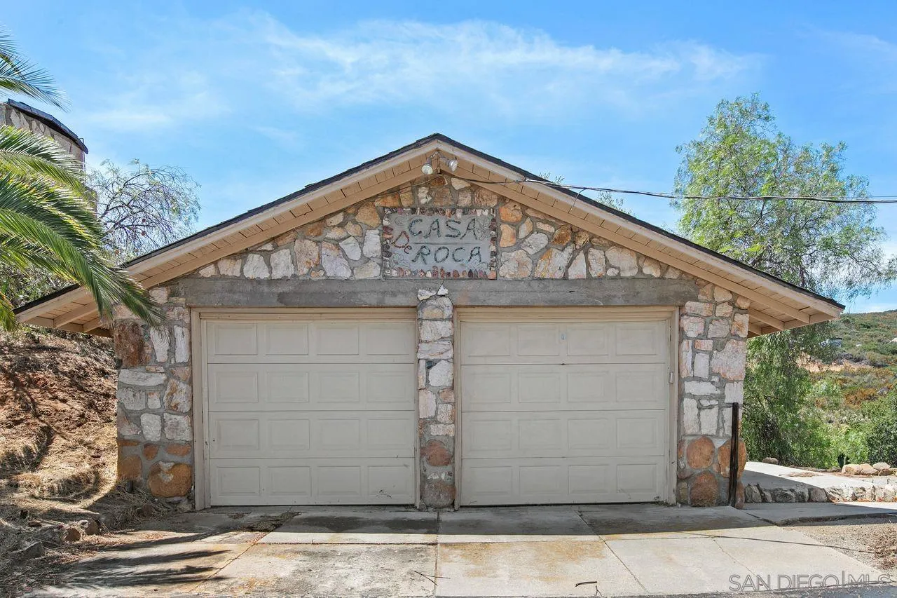 1410 Casa De Roca Way Alpine, CA 91901 - Photo 4 of 34 Gallery Image 4