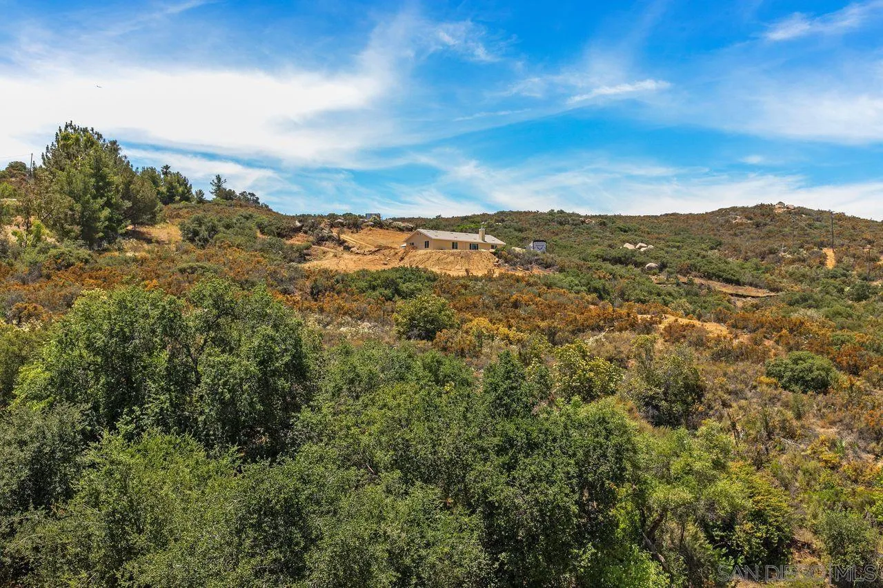 1410 Casa De Roca Way Alpine, CA 91901 - Photo 6 of 34 Gallery Image 6