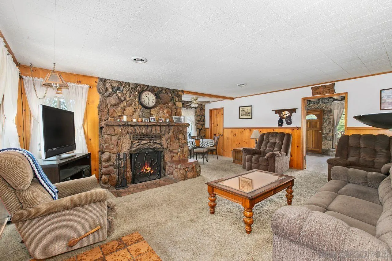 1410 Casa De Roca Way Alpine, CA 91901 - Photo 8 of 34 Gallery Image 8