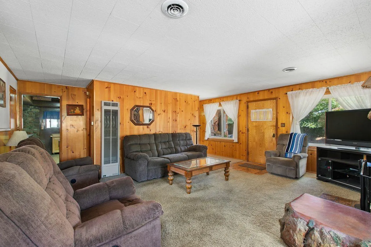 1410 Casa De Roca Way Alpine, CA 91901 - Photo 9 of 34 Gallery Image 9