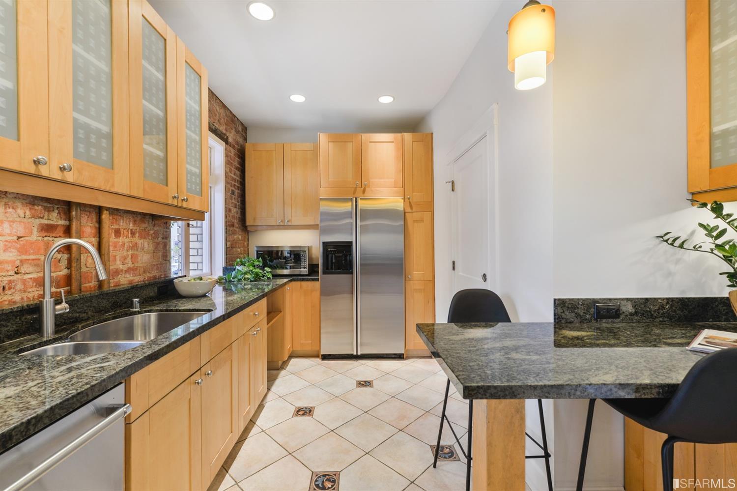 2299 Sacramento Street, Unit 4 San Francisco, CA 94115 - Photo 6 of 36