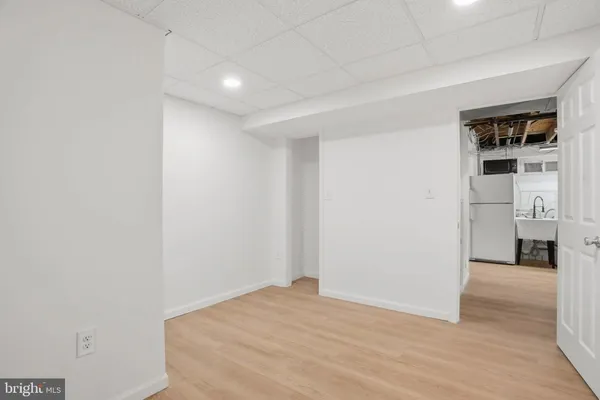 a view of empty room