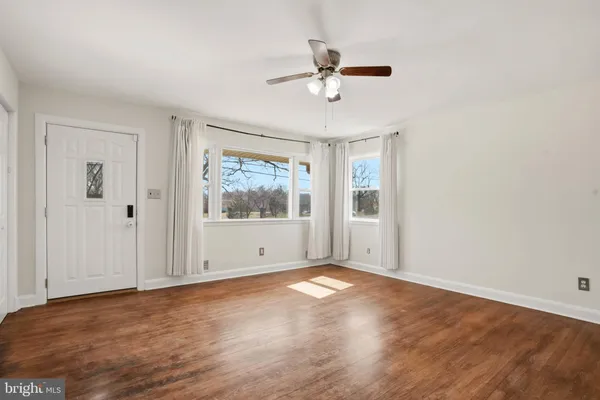 $3,000 | 110 Carroll Road, Glen Burnie, MD 21060