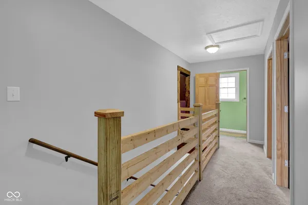 $299,999 | 11074 North Cross Street, Hope, IN 47246