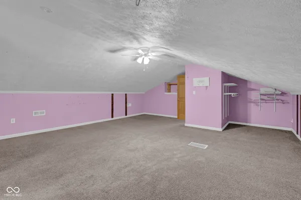 $299,999 | 11074 North Cross Street, Hope, IN 47246