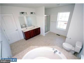 1111 Elroy Road Souderton, PA 19440 - Photo 8 of 12 Gallery Image 8