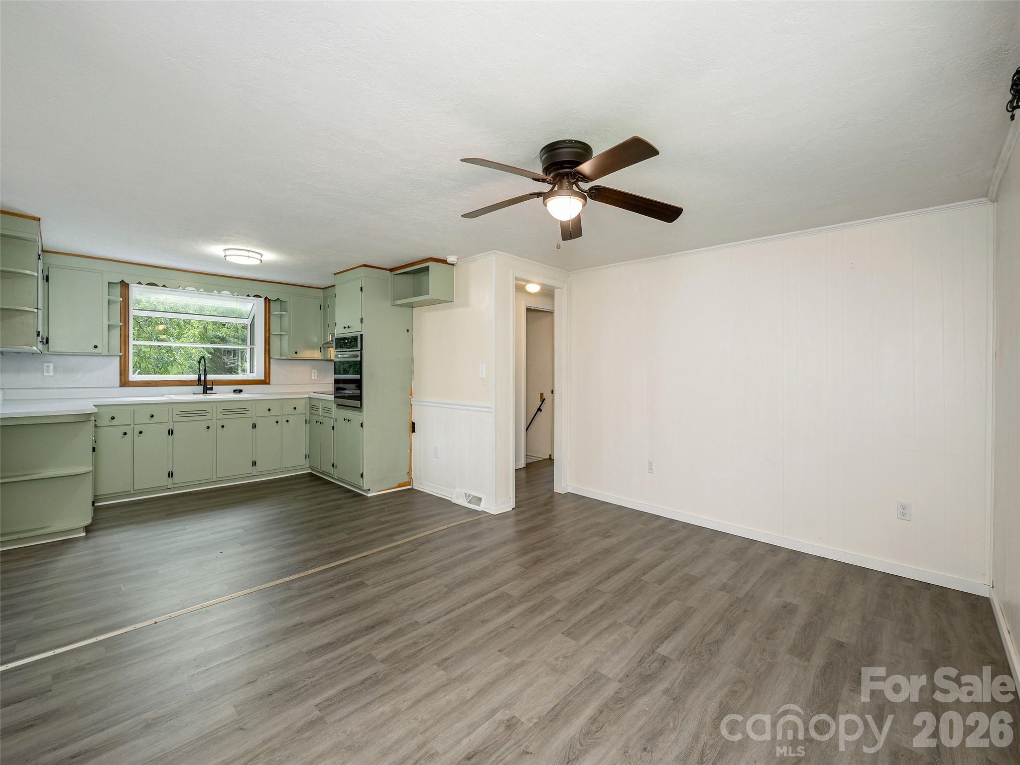340 Mauney Cv Road Waynesville, NC 28786 - Photo 10 of 34