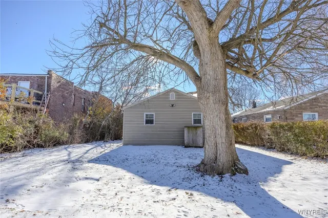 $1,500 | 1968 Mackenna Avenue, Niagara Falls, NY 14303