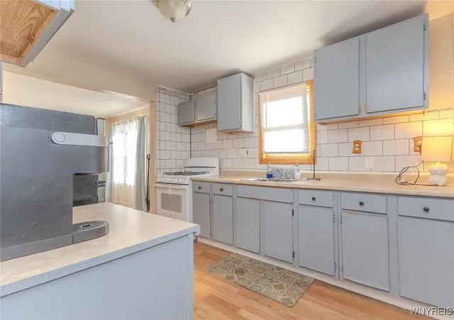 $1,500 | 1968 Mackenna Avenue, Niagara Falls, NY 14303