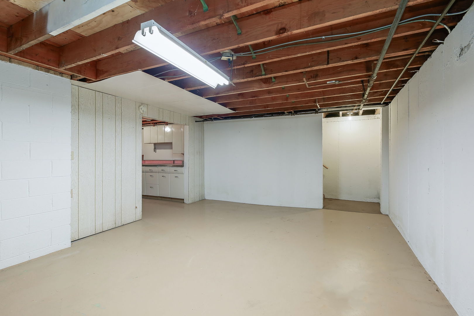 1170 South Broadway Road Montgomery, IL 60538 - Photo 22 of 25 a view of an empty room