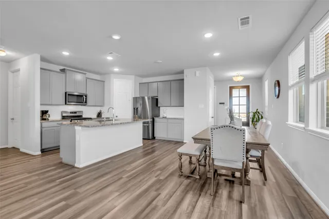 $2,300 | 13313 Emerald Mallard Drive, Texas City, TX 77568