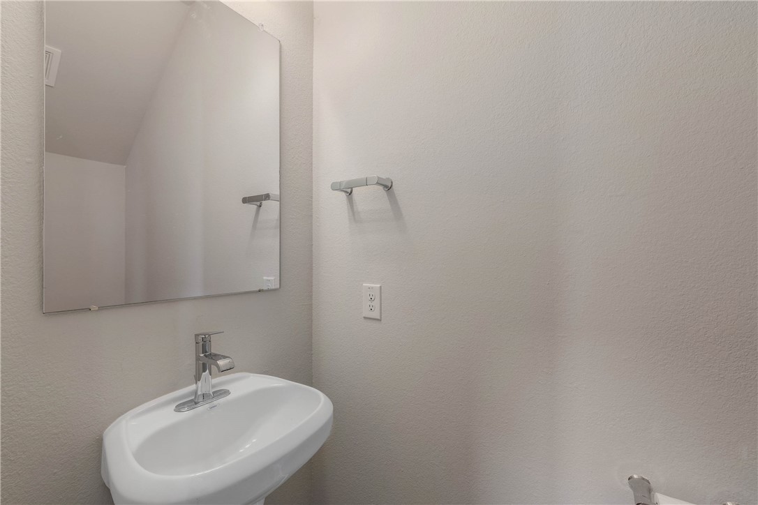 769 Double Mountain Road College Station, TX 77845 - Photo 9 of 18