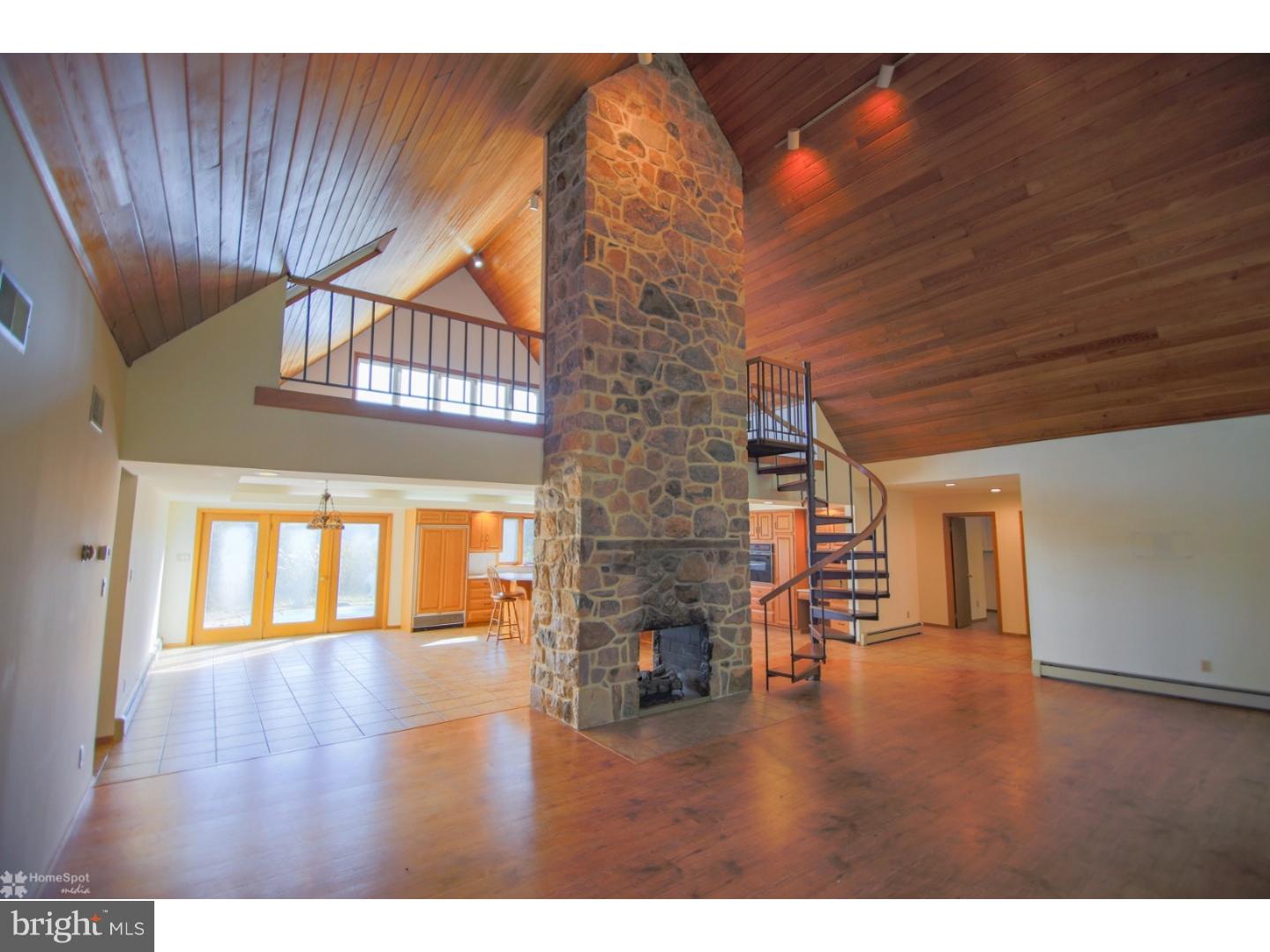 122 Deer Run Road Kutztown, PA 19530 - Photo 3 of 25 Gallery Image 3