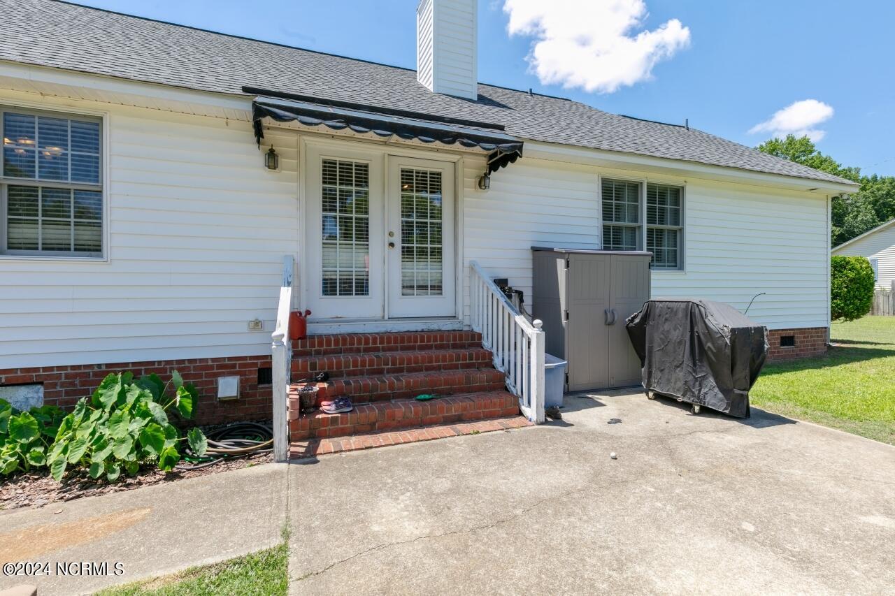 6317 Little Rock Church Road Lucama, NC 27851 - Photo 25 of 34 Patio