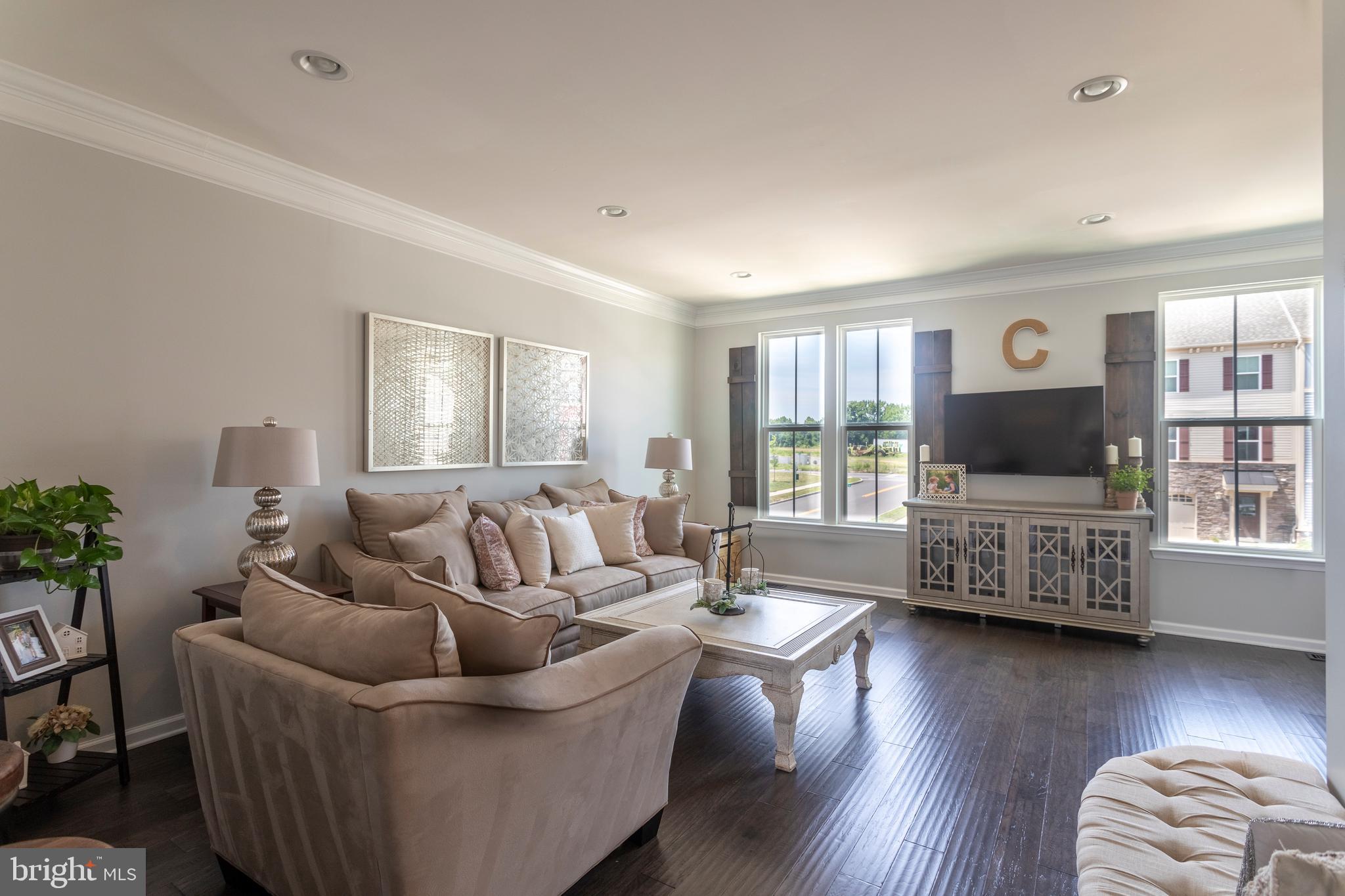 275 Iannelli Road Clarksboro, NJ 08020 - Photo 3 of 30 Great Rm overlooks the Front