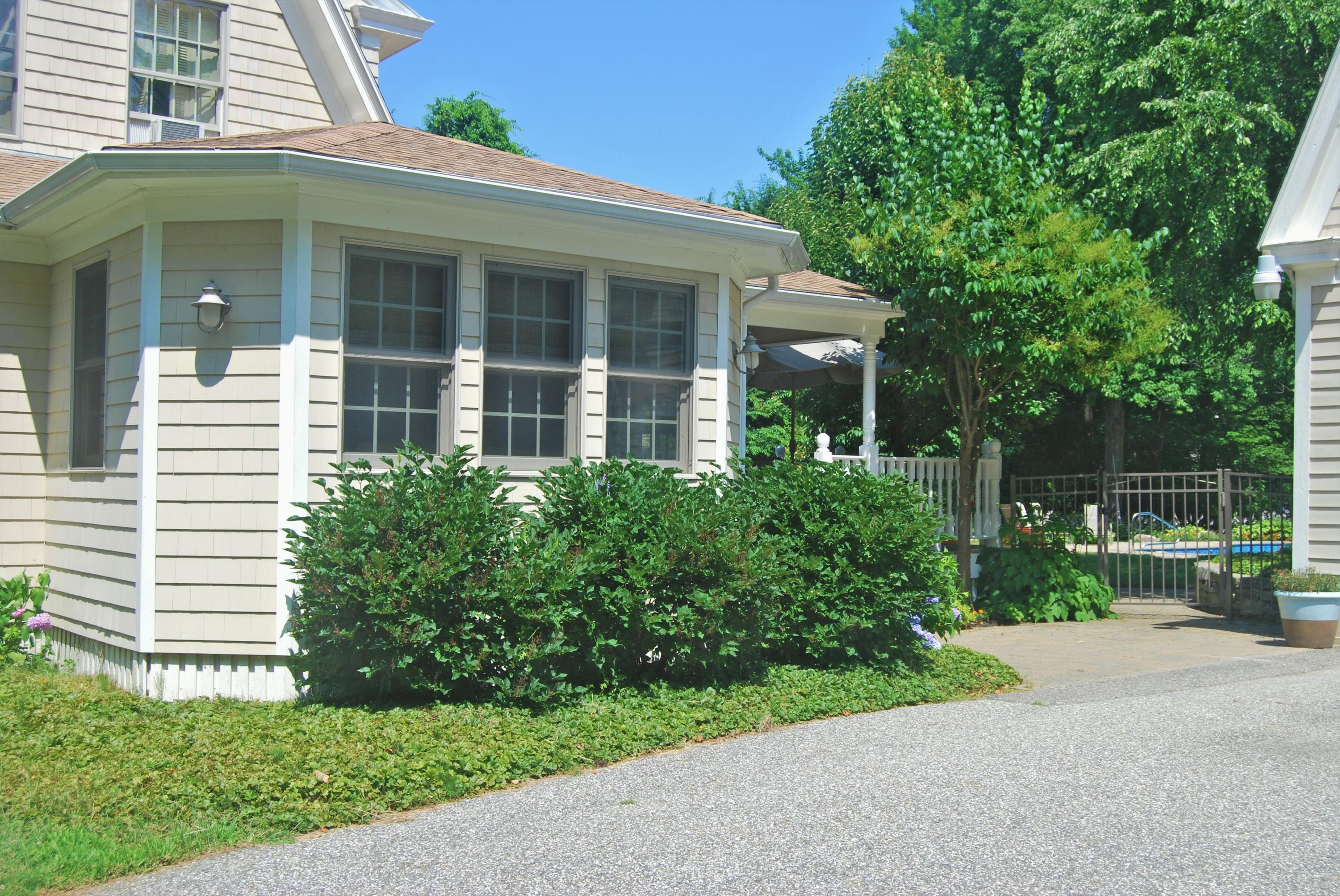 372 Ferry Road Saco, ME 04072 - Photo 4 of 45 4