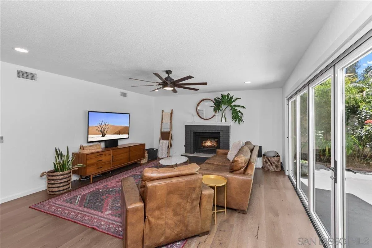 246 Via Tavira Encinitas, CA 92024 - Photo 18 of 41