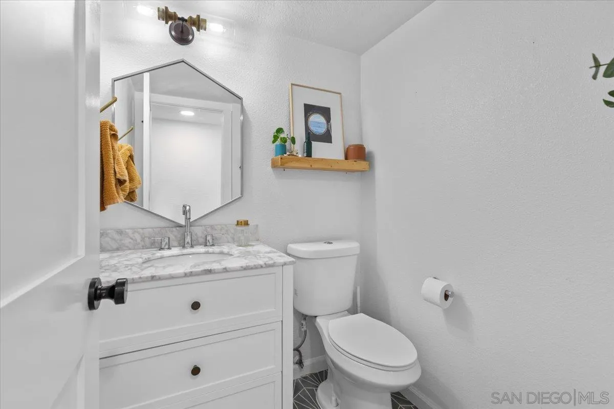 246 Via Tavira Encinitas, CA 92024 - Photo 22 of 41