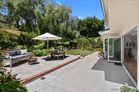 $2,099,000 | 246 Via Tavira, Encinitas, CA 92024