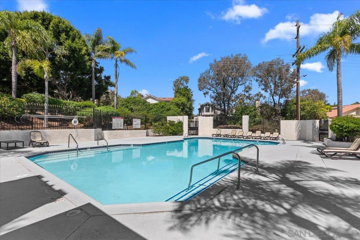 246 Via Tavira Encinitas, CA 92024 - Photo 39 of 41