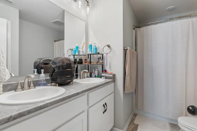 $2,300 | 14732 Verona Lks Passage, Fort Wayne, IN 46814