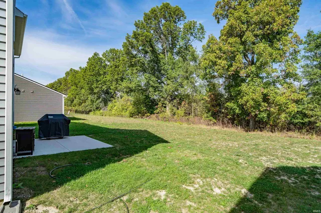 $2,300 | 14732 Verona Lks Passage, Fort Wayne, IN 46814