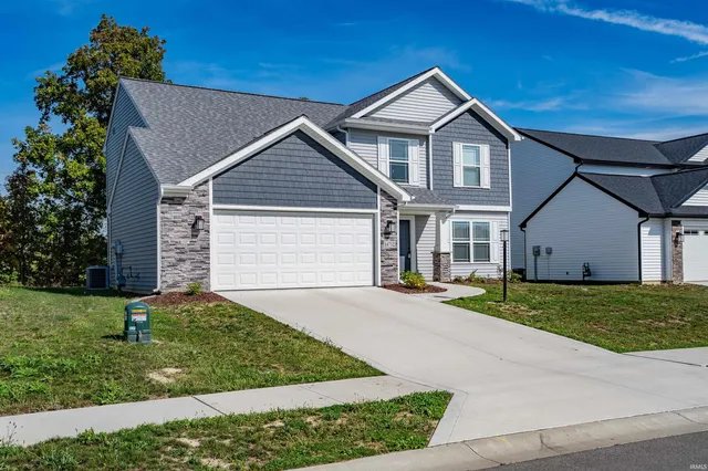 $2,300 | 14732 Verona Lks Passage, Fort Wayne, IN 46814