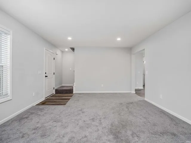 $2,200 | 14732 Verona Lks Passage, Fort Wayne, IN 46814