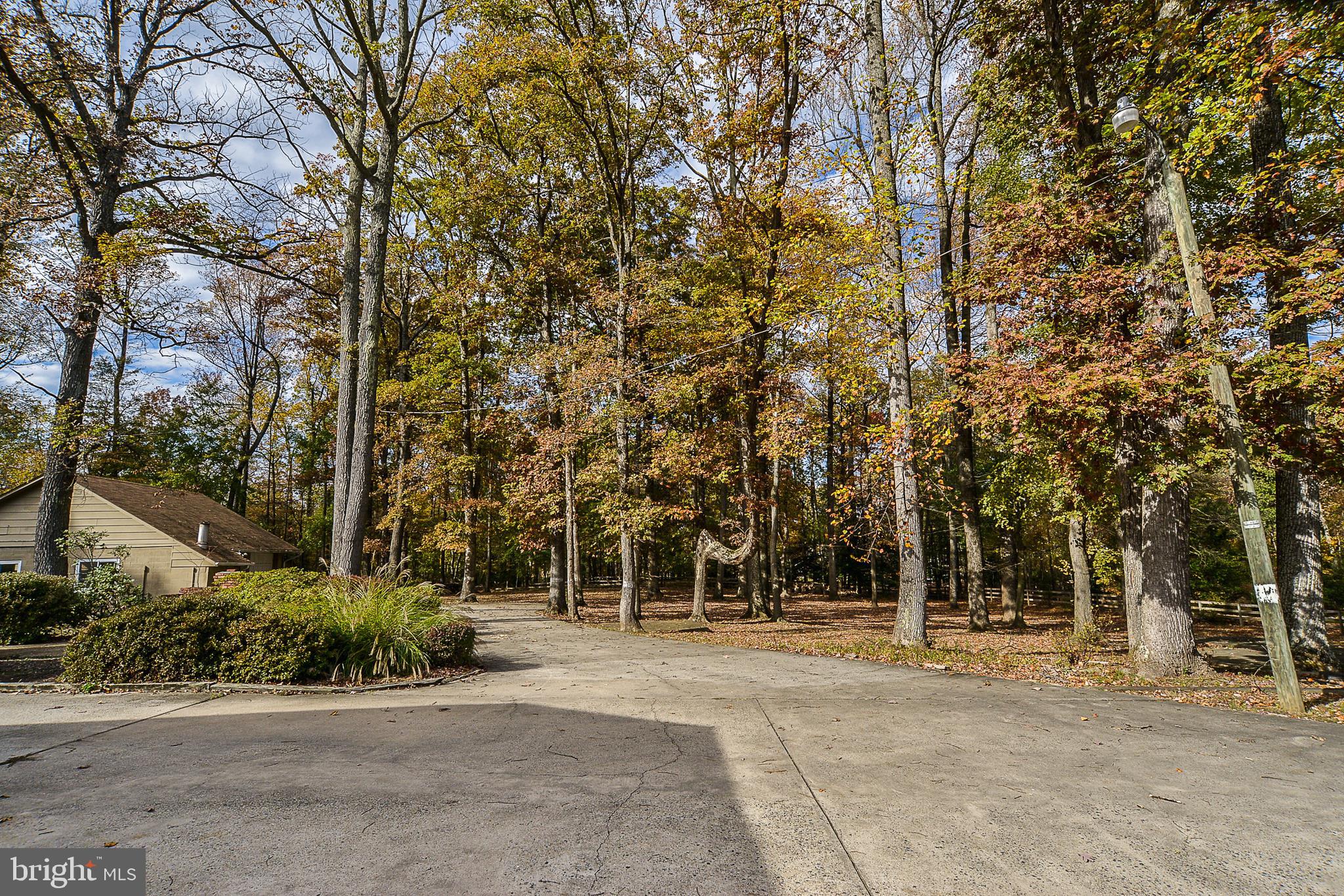 12410 Bennett Road Herndon, VA 20171 - Photo 12 of 56