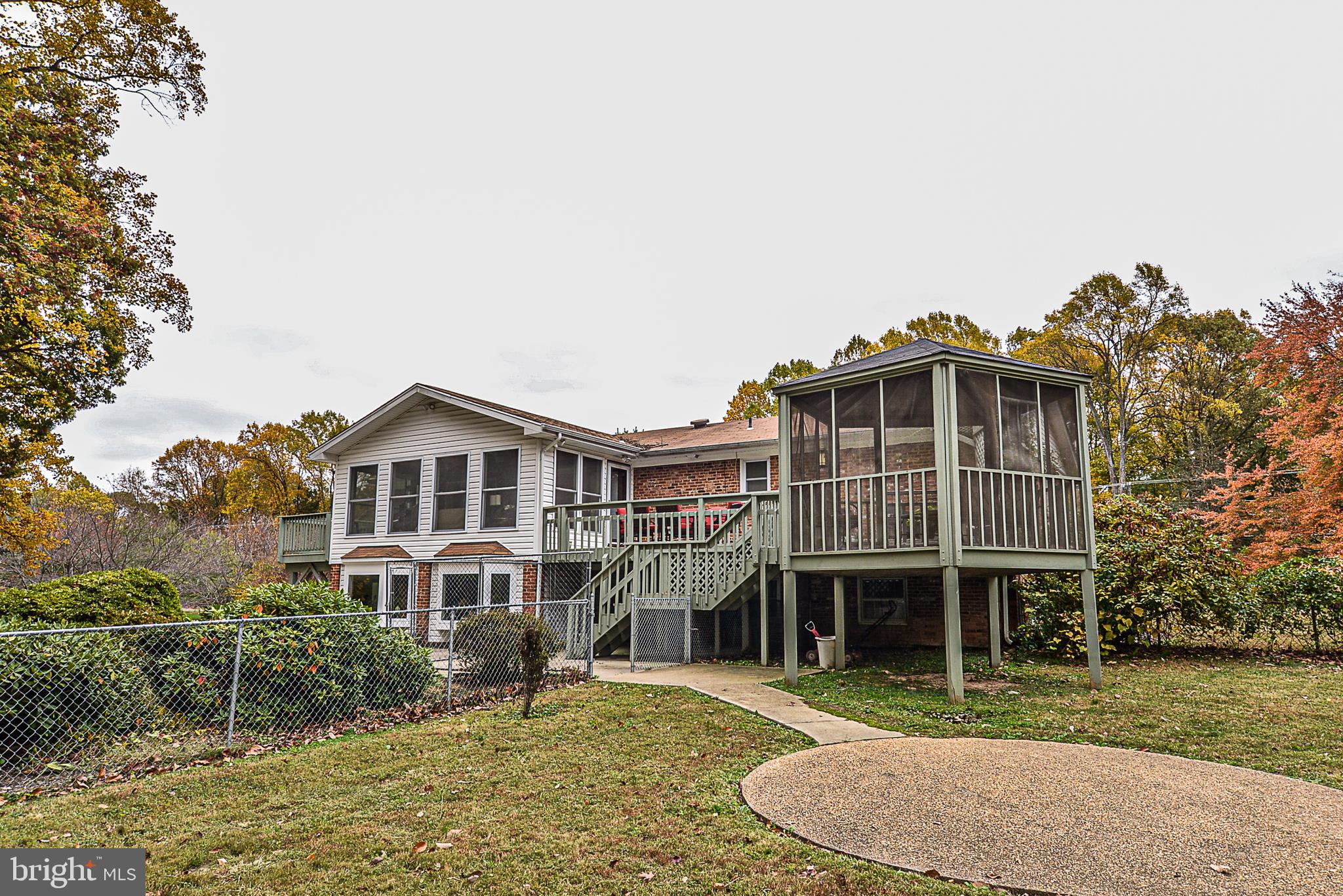 12410 Bennett Road Herndon, VA 20171 - Photo 46 of 56