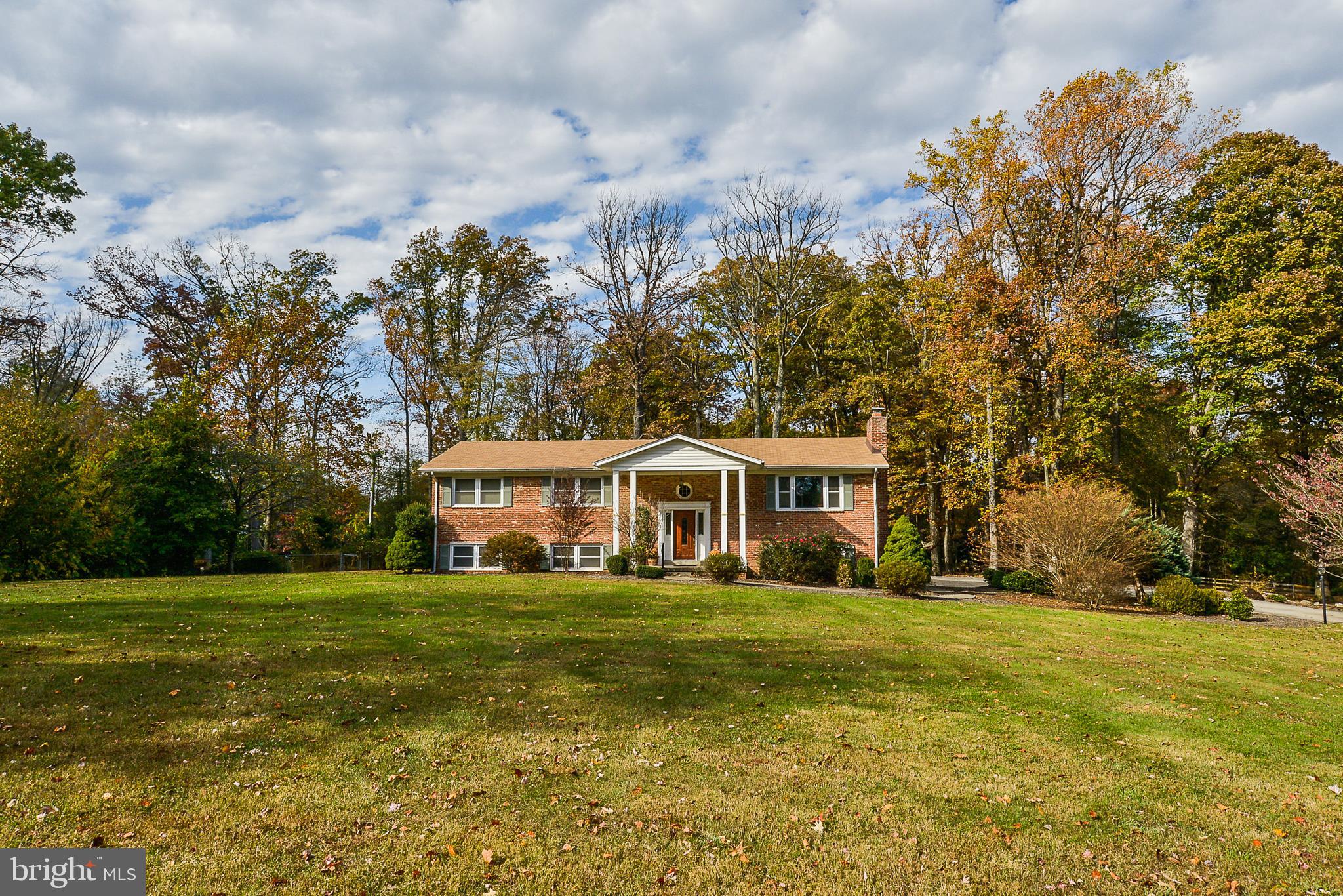 12410 Bennett Road Herndon, VA 20171 - Photo 6 of 56