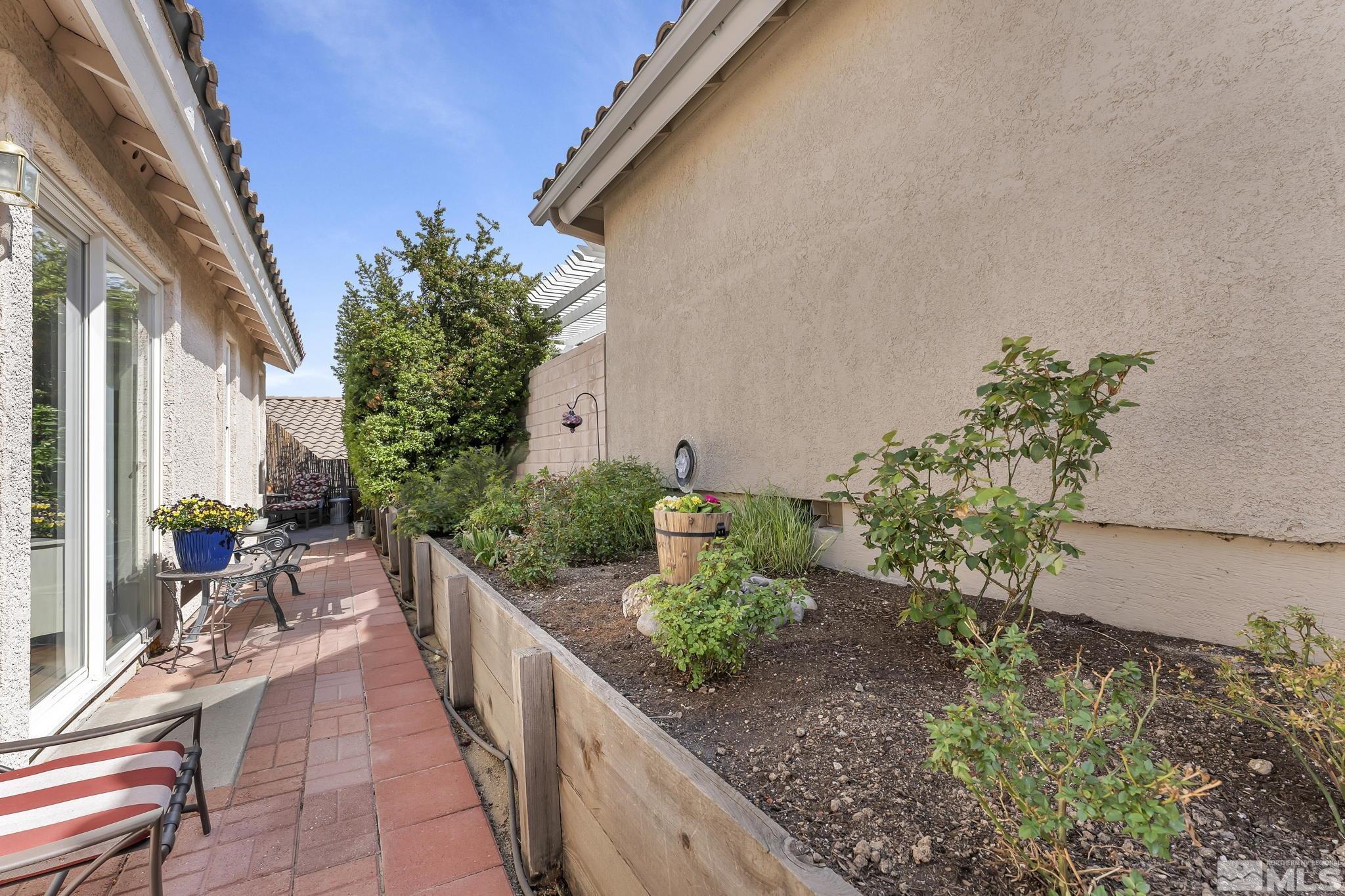 2560 Granite Springs Road Reno, NV 89519 - Photo 33 of 33 a view of a backyard with sitting area