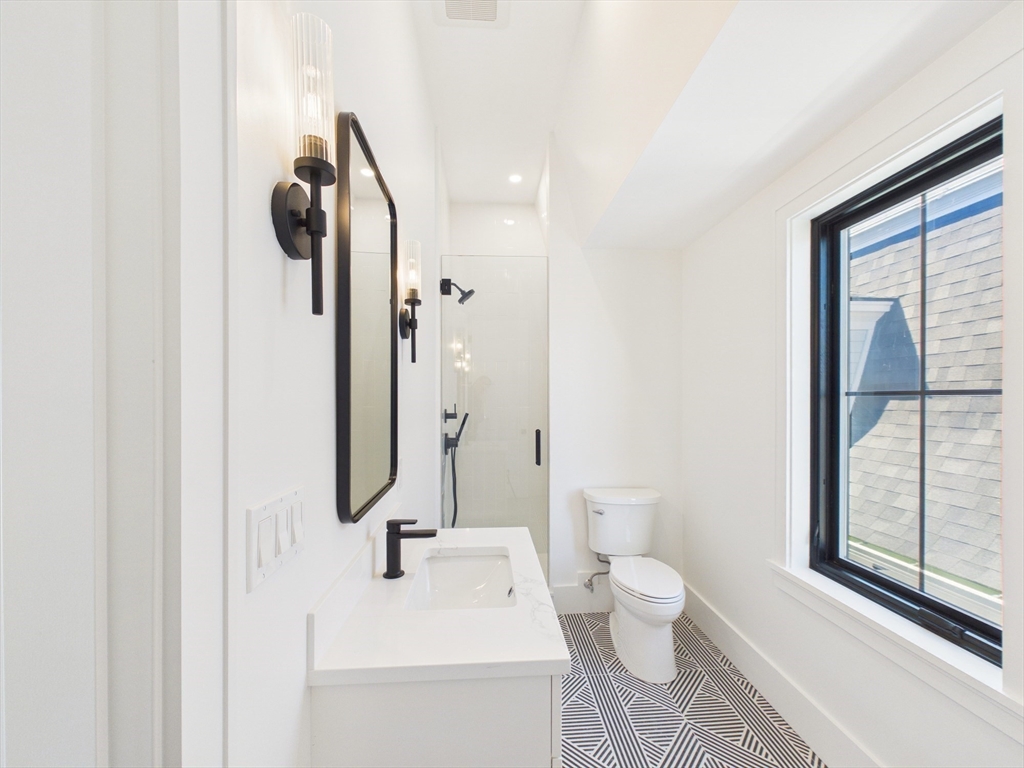 1674 Columbia Road Boston, MA 02127 - Photo 18 of 25