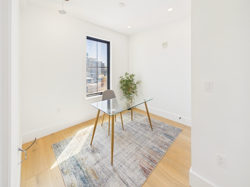 1674 Columbia Road Boston, MA 02127 - Photo 10 of 25