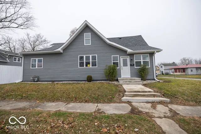 $239,900 | 1000 South B Street, Elwood, IN 46036