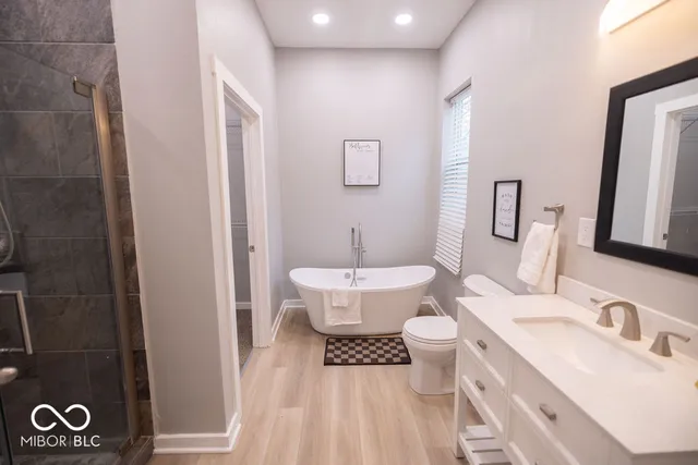 $239,900 | 1000 South B Street, Elwood, IN 46036