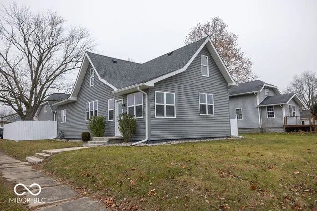 $239,900 | 1000 South B Street, Elwood, IN 46036