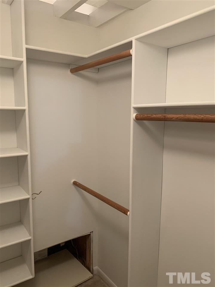 5012 Dantree Place Raleigh, NC 27609 - Photo 17 of 30 Gallery Image 17