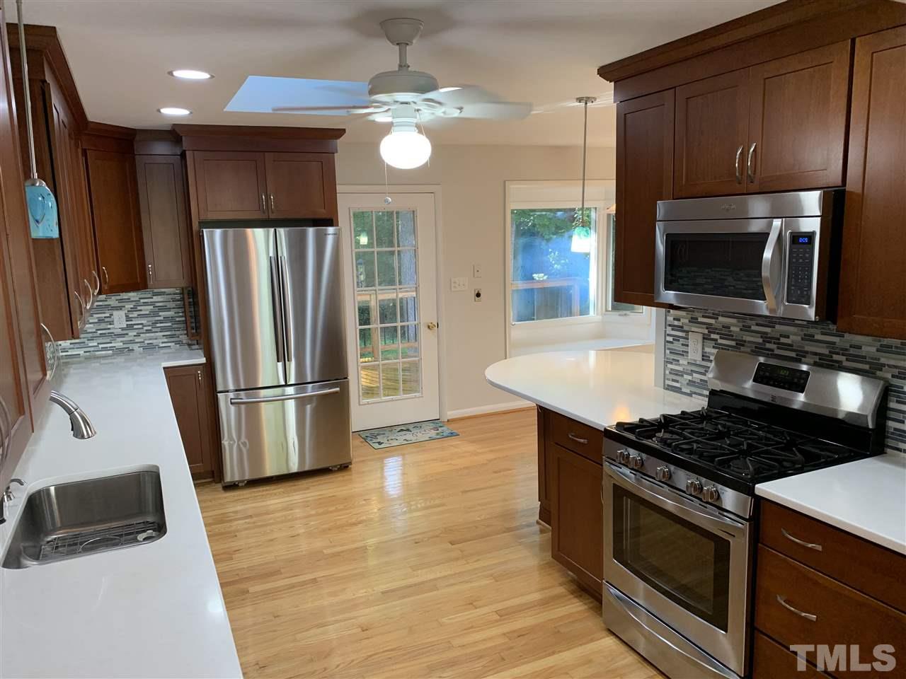 5012 Dantree Place Raleigh, NC 27609 - Photo 7 of 30 Gallery Image 7