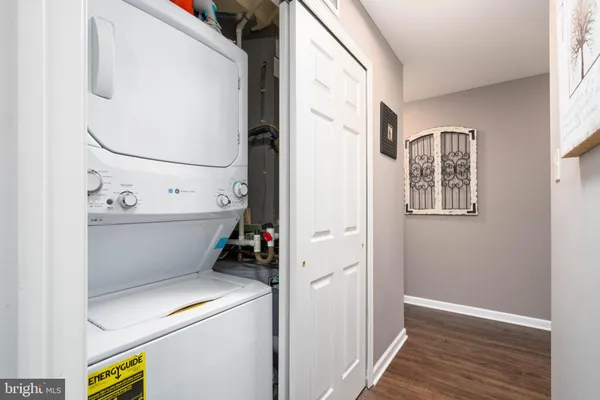 $235,000 | 86 Bridgewater Drive, Evesham, NJ 08053