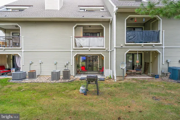 $235,000 | 86 Bridgewater Drive, Evesham, NJ 08053