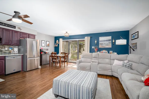 $235,000 | 86 Bridgewater Drive, Evesham, NJ 08053