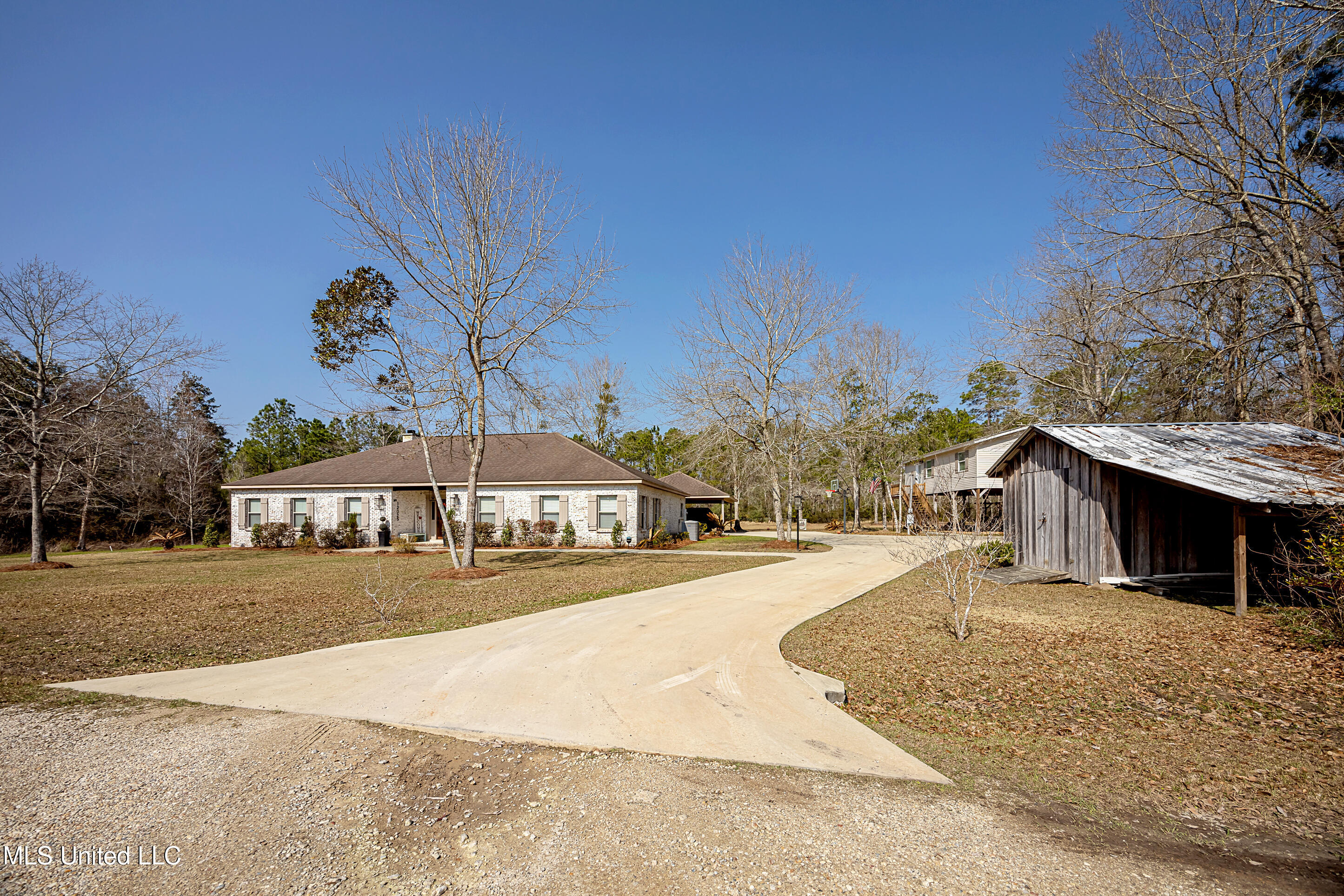 12025 Saracennia Road Moss Point, MS 39562 - Photo 2 of 108 IMG_9381