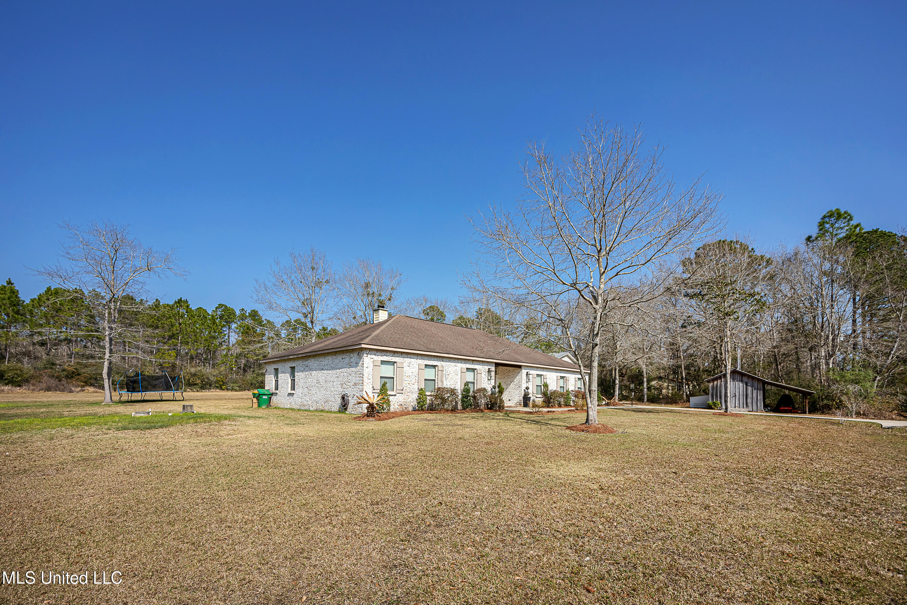 12025 Saracennia Road Moss Point, MS 39562 - Photo 5 of 108 IMG_9387