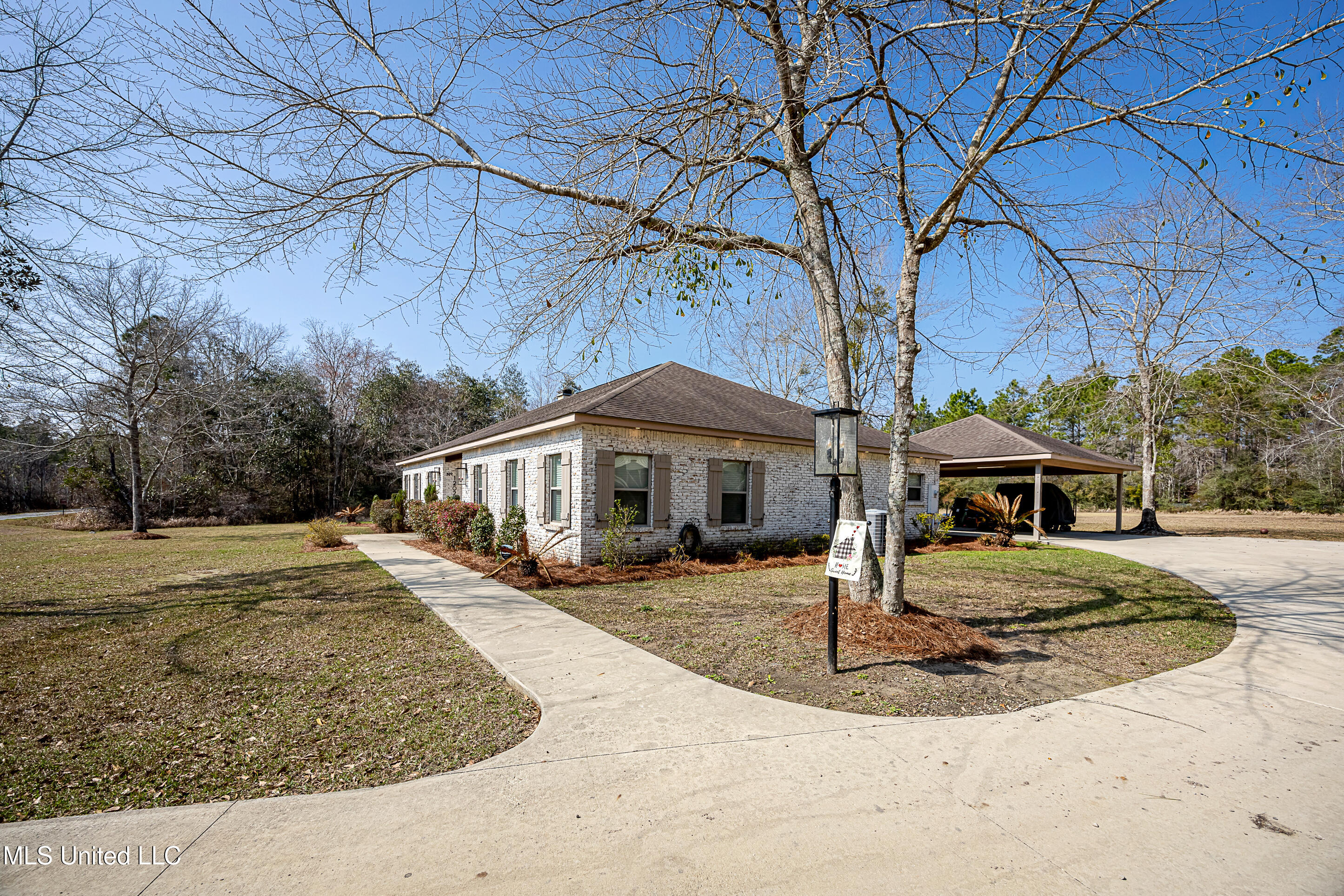 12025 Saracennia Road Moss Point, MS 39562 - Photo 10 of 108 IMG_9411