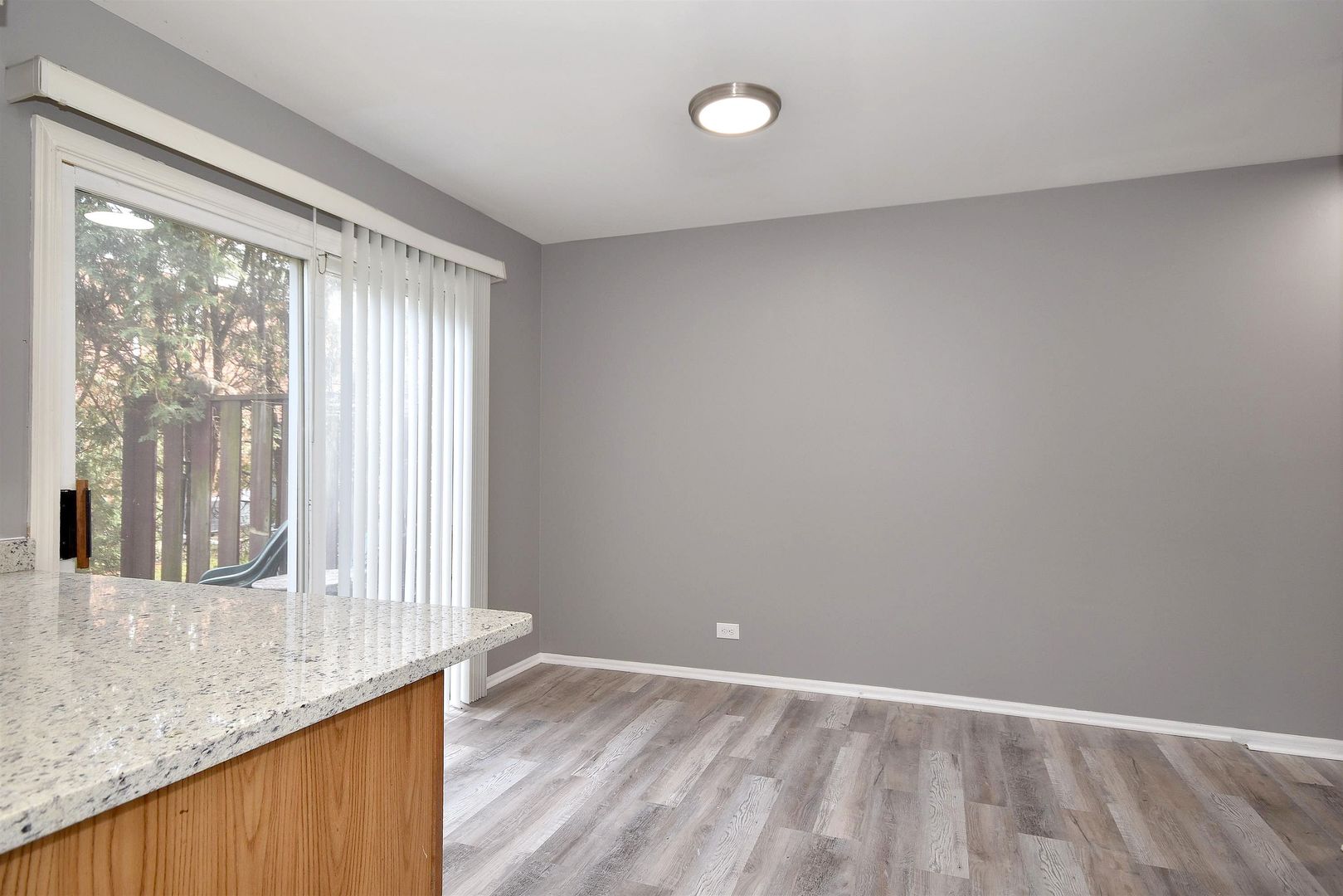 2124 Rugen Road, Unit C Glenview, IL 60026 - Photo 12 of 31