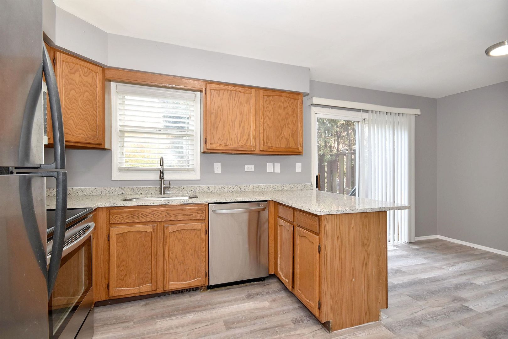 2124 Rugen Road, Unit C Glenview, IL 60026 - Photo 14 of 31