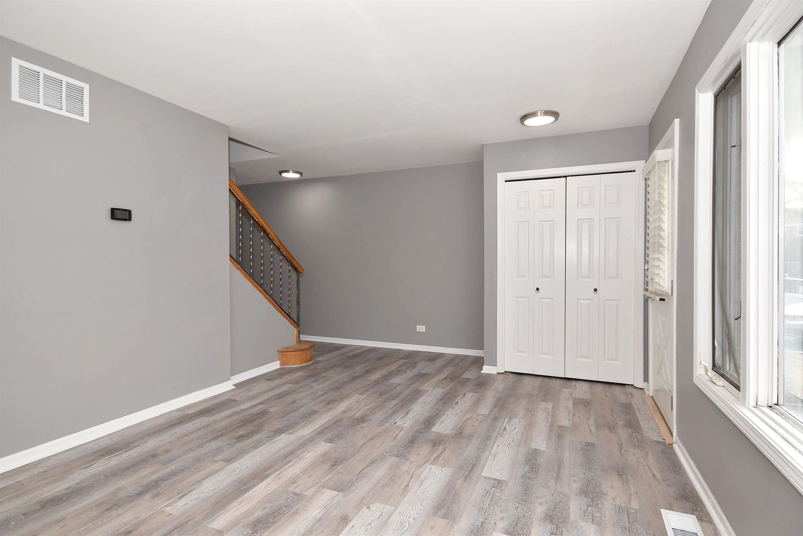 2124 Rugen Road, Unit C Glenview, IL 60026 - Photo 6 of 31